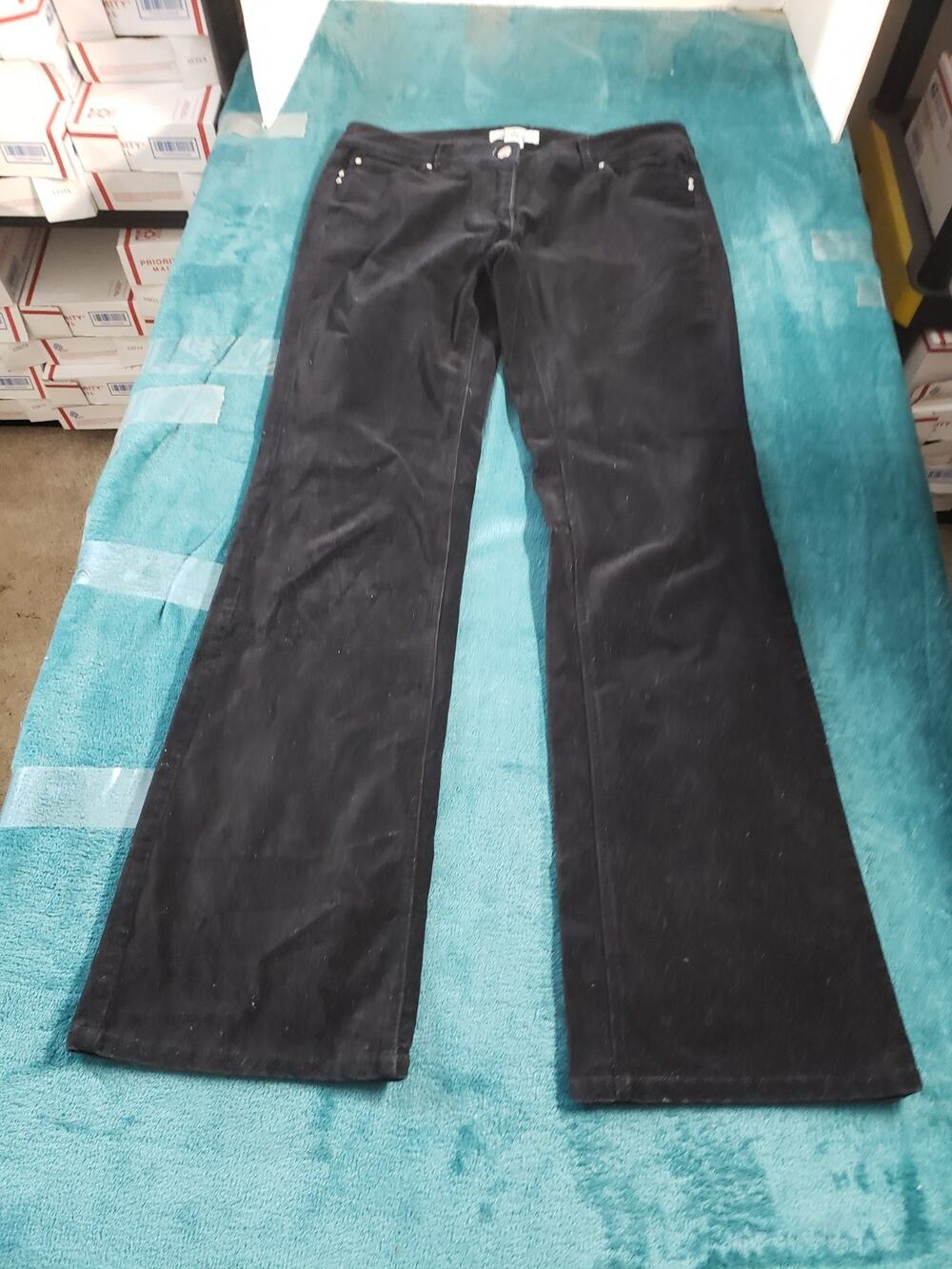 White House Black Market Jeans Size 6 Womens Black Velvet Mid Rise Bootcut